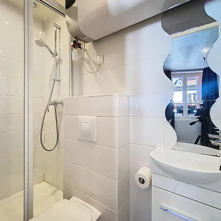 Апартаменты Petit Star Hyper Centre